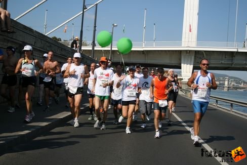 4 pacemaker Budapest Marathon futás