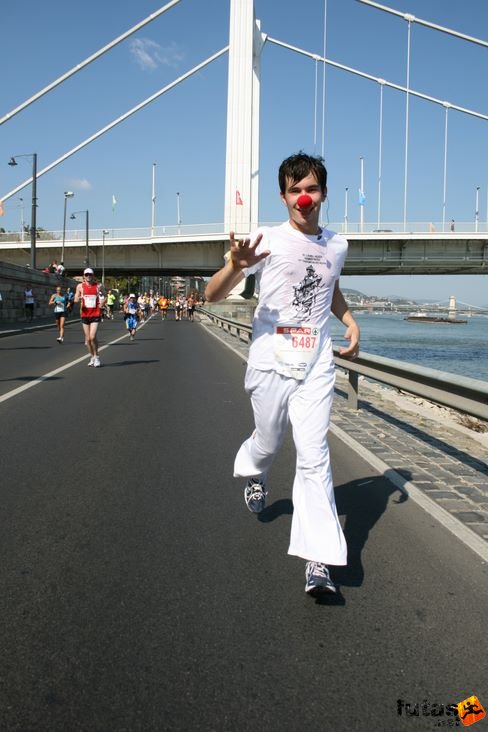 piros orr Budapest Marathon futás