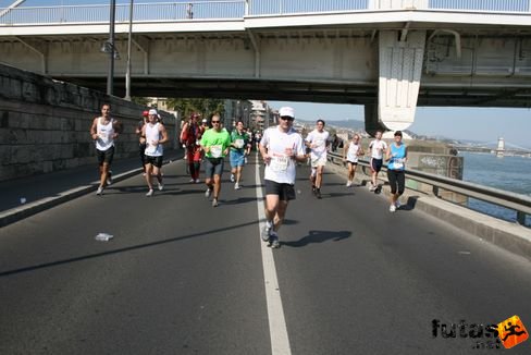 budapest_marthon_1867.jpg Budapest Marathon futás