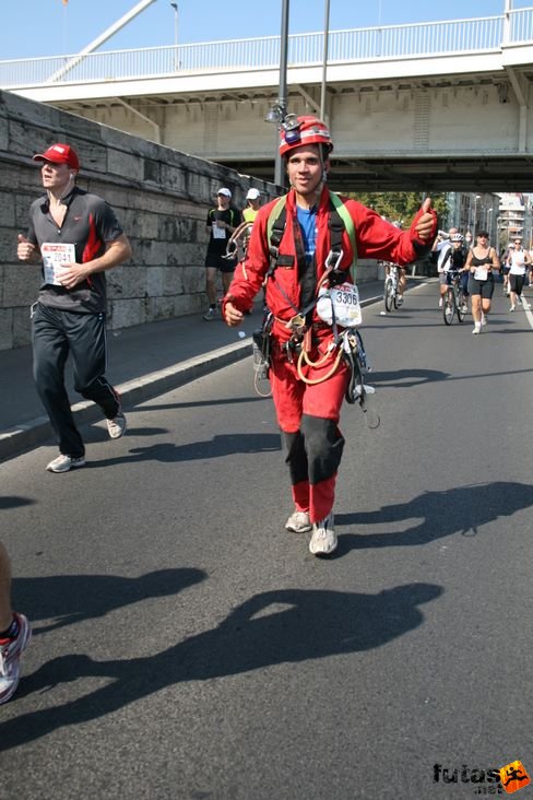 budapest_marthon_1870.jpg Budapest Marathon futás