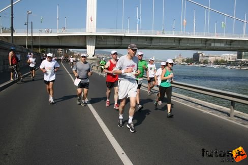budapest_marthon_1891.jpg Budapest Marathon futás