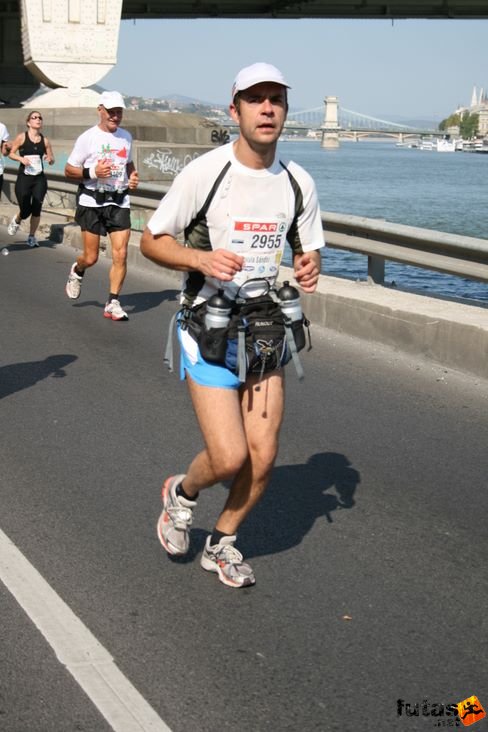 Gavula Sándor Budapest Marathon futás
