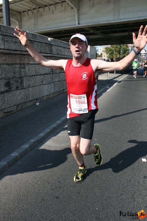 THYUS FREDERIC Bethune Budapest Marathon futás