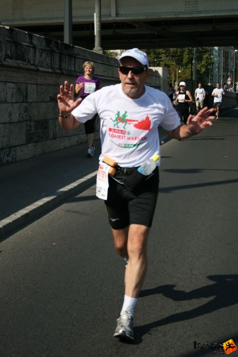 budapest_marthon_1945.jpg Budapest Marathon futás