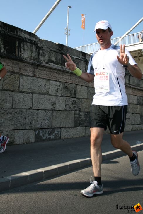 Jónás Gergely Budapest Marathon futás