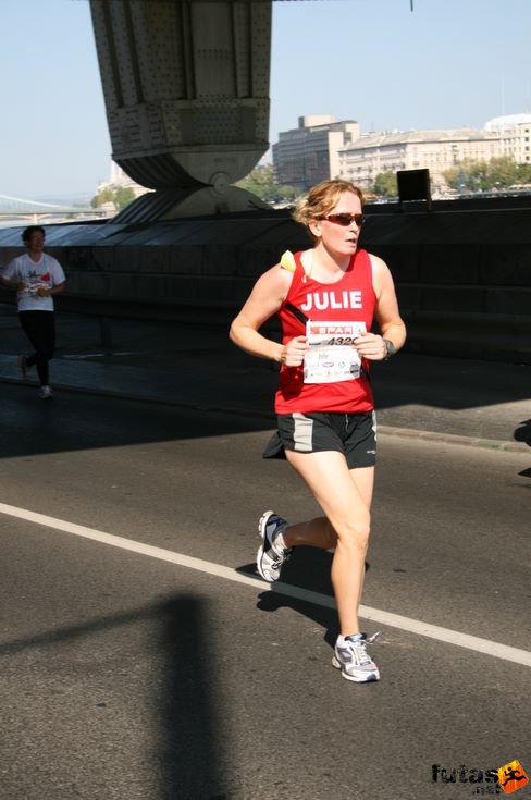 Julie Budapest Marathon futás