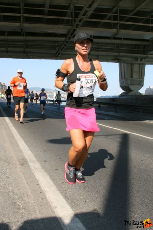 Henike Budapest Marathon futás