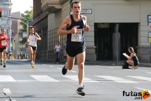Marletta Gianfranco GBR Budapest Marathon futás
