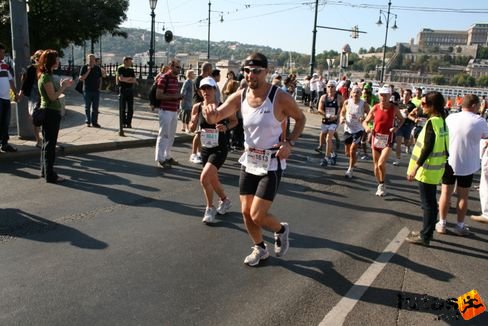 Eftomi Budapest Marathon futás