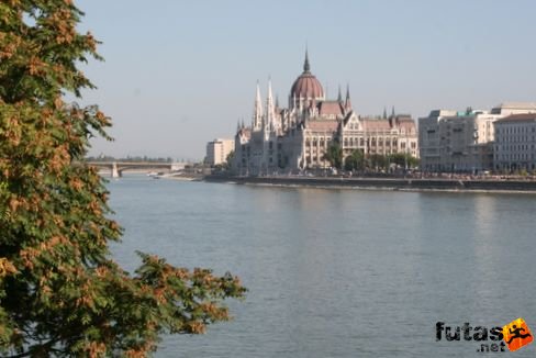 Országház a Parlament épülete Budapest Marathon futás