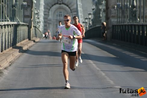 Jászberény futászai Budapest Marathon futás