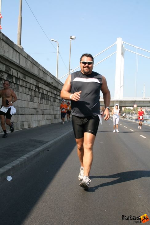 budapest_marthon_2099.jpg Budapest Marathon futás