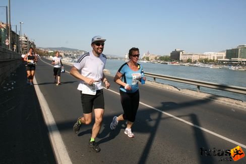 budapest_marthon_2202.jpg Budapest Marathon futás