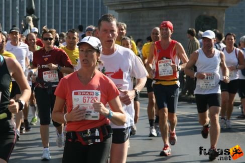Edith Budapest Marathon futás