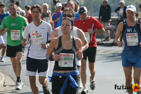 Ter-Mek Budapest Marathon futás