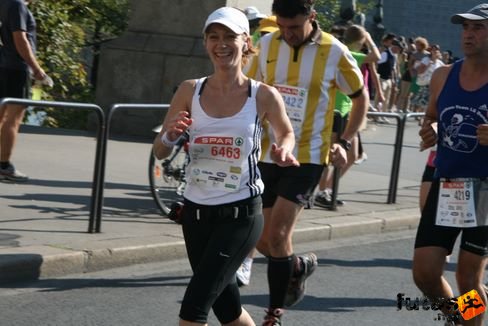 UniCredit Futókör Budapest Budapest Marathon futás