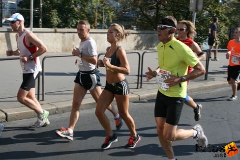 Bartos János Nike Futóklub Győr Budapest Marathon futás