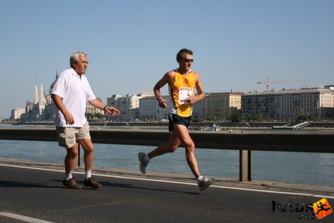 Zsódér Zsolt Budapest Marathon futás