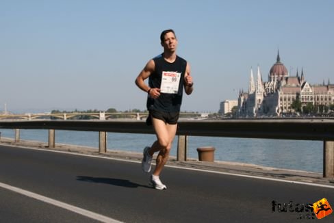 Egri Balázs József Budapest Marathon futás