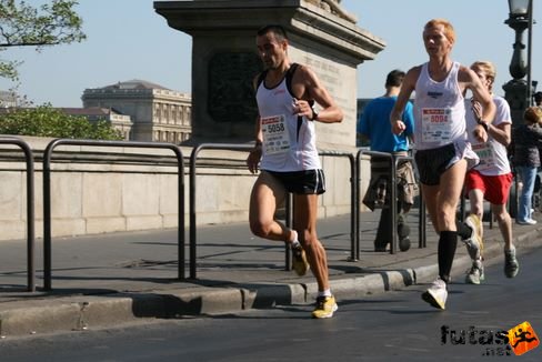 Fernandez Marcos Noel, Marineda Atlético, Maros Ervin Péter Soproni Atlétikai Club Budapest Marathon futás
