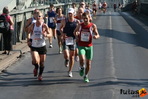 Bartos Dávid, Flander Márton, Király Kristóf Budapest Marathon futás