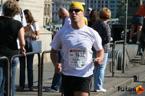 Kövér Balázs Budapest Marathon futás