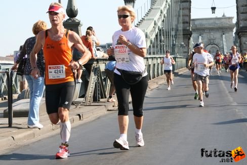 Bauer Harry, Szakállosy Beatrix dr. Budapest Marathon futás