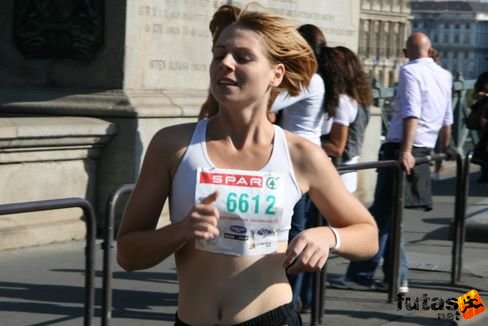 paragra-Fuss Budapest Marathon futás