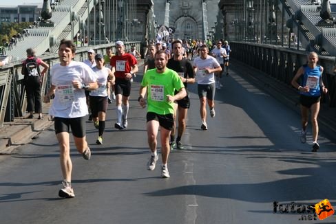 Hoad, James Budapest Marathon futás