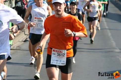 Futóbolondok Budapest Marathon futás