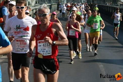 Gert, Lustinetz Budapest Marathon futás