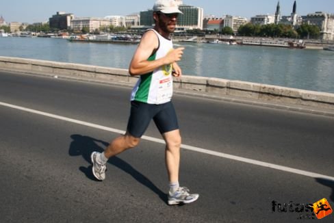 Kardos József Budapest Marathon futás
