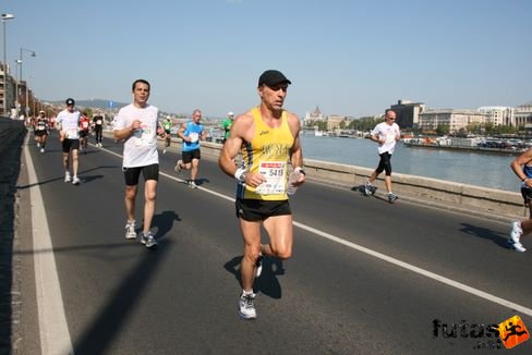 Ferrero, Roberto Budapest Marathon futás
