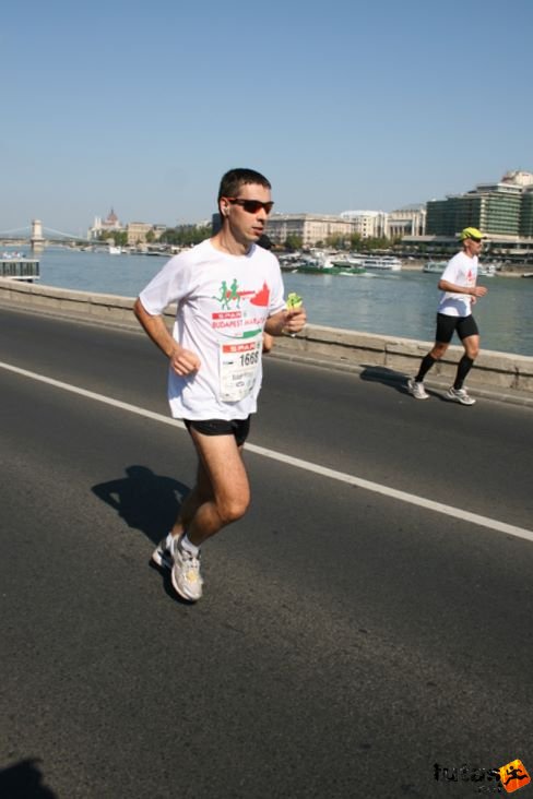 Balogh Róbert Budapest Marathon futás