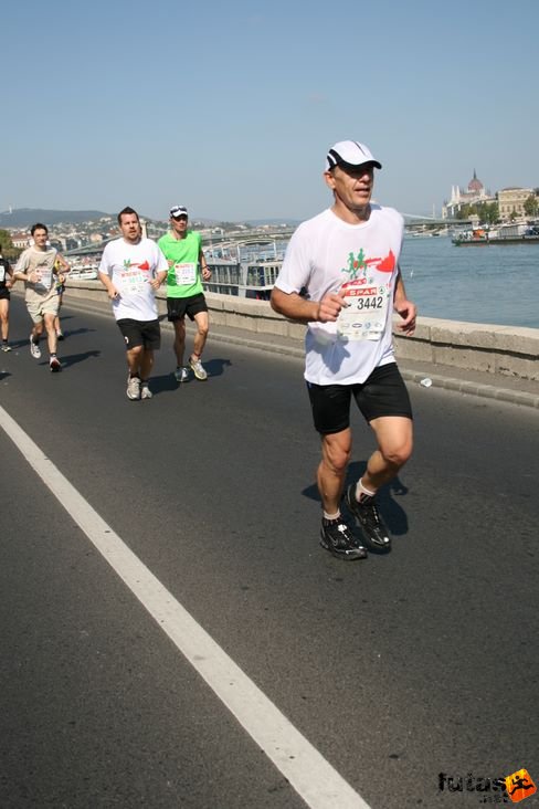 budapest_marthon_1498.jpg Budapest Marathon futás