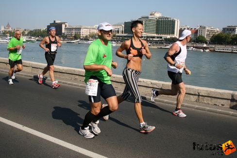 budapest_marthon_1505.jpg Budapest Marathon futás