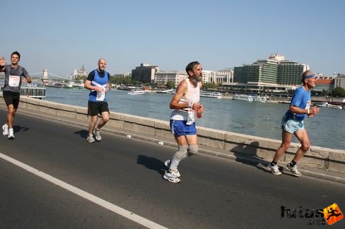 budapest_marthon_1519.jpg Budapest Marathon futás