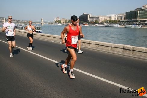Scandale, Carmine Bologna Budapest Marathon futás