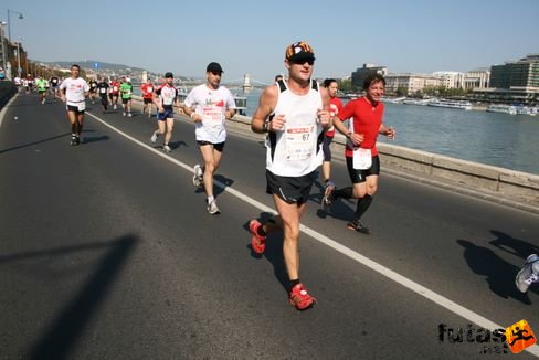 Fürtös András Dr. Budapest Marathon futás