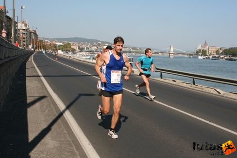 Péter Budapest Marathon futás