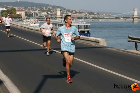 Bouiges Christophe BESANCON Budapest Marathon futás