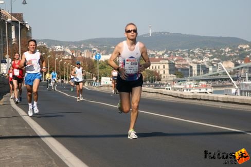 Cherel Stephane Budapest Marathon futás