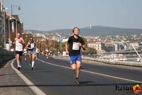 Sparis Kisfiúk Budapest Marathon futás