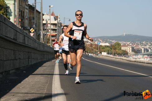 Boroznaki Lajos Budapest Marathon futás