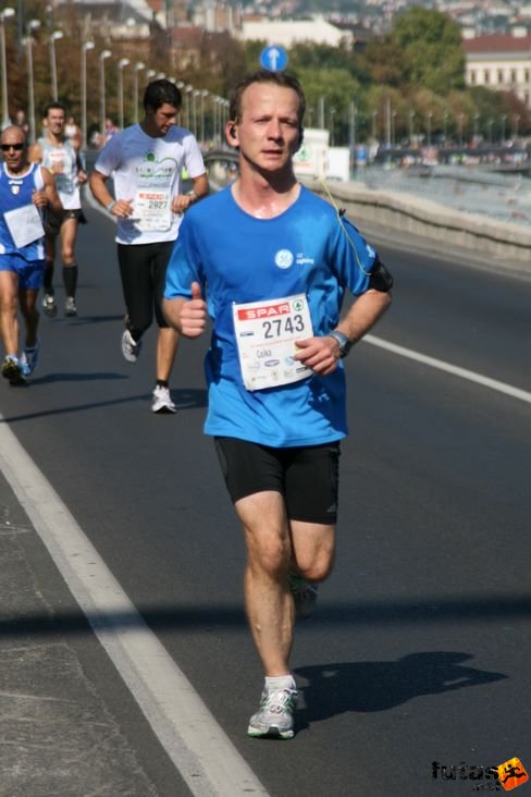 Csika Budapest Marathon futás