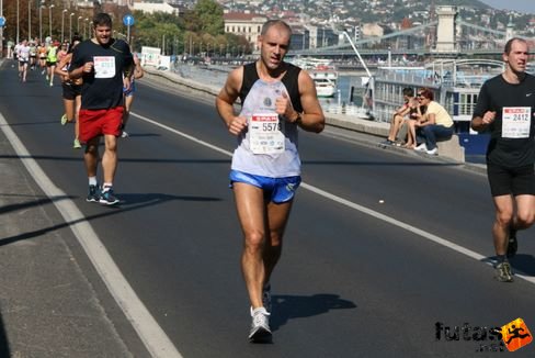 Tenderini Daniele PREMANA Budapest Marathon futás