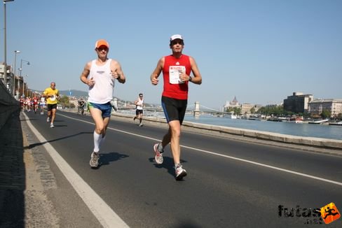 Scola Omar Budapest Marathon futás