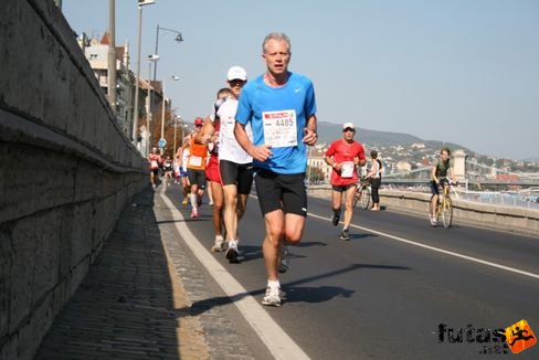 Macdonald, Ian Budapest Marathon futás