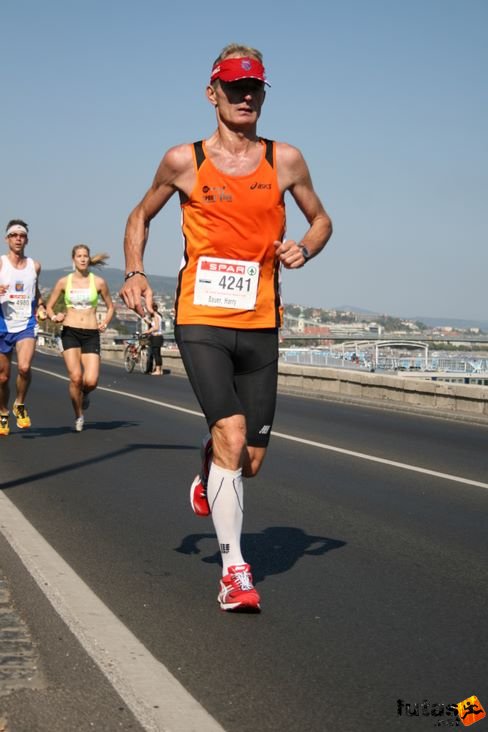 Bauer Harry Budapest Marathon futás