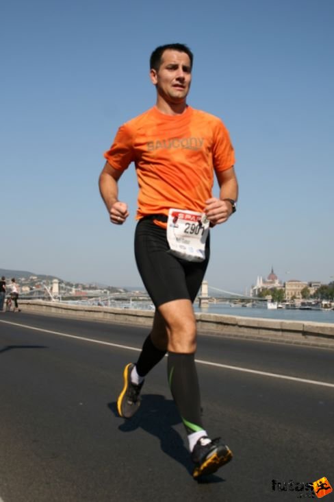 Téti Gábor Budapest Marathon futás